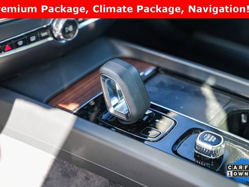 Used 2022 Volvo S60 B5 Momentum image 18