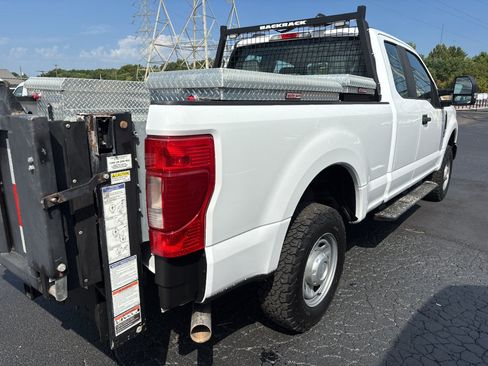 Used 2020 Ford F250 XL w/ Power Equipment Group AWD/4WD image 2