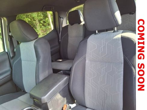 Used 2023 Toyota Tacoma TRD Sport AWD/4WD image 10