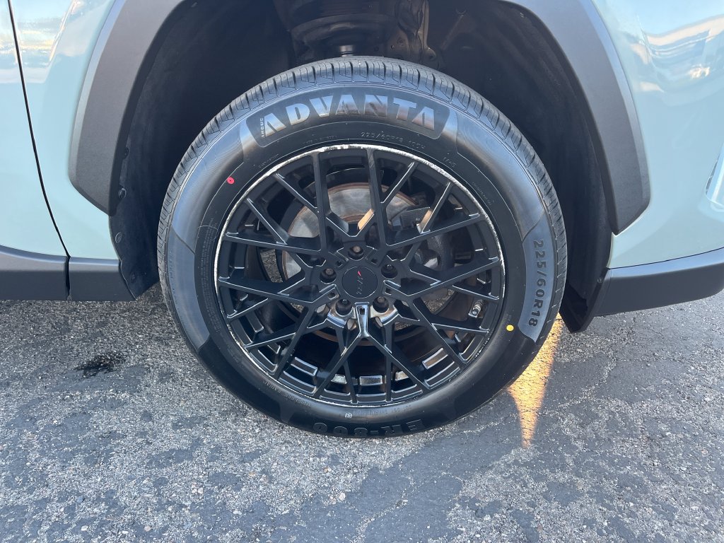 Used 2019 Toyota RAV4 XLE w/ Convenience Package FWD image 45