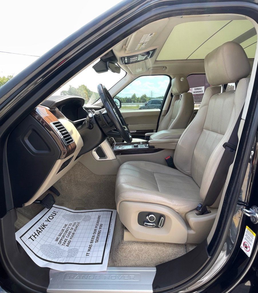 Used 2017 Land Rover Range Rover HSE AWD/4WD image 13