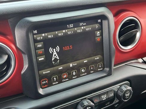 Used 2018 Jeep Wrangler Rubicon image 25