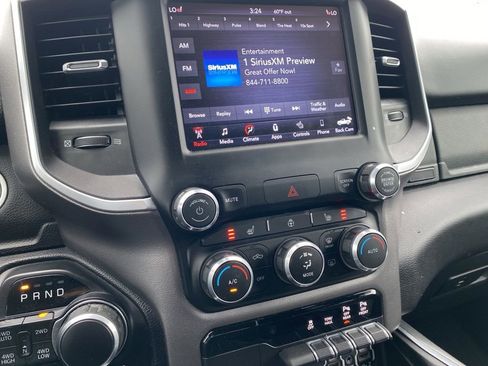 Used 2019 RAM 1500 Big Horn AWD/4WD image 14