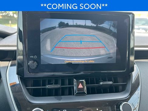Used 2024 Toyota Corolla LE FWD image 13