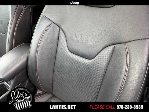 Certified 2022 Jeep Compass Limited w/ (RED) Package image 43