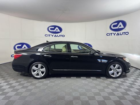 Used 2010 Lexus LS 460 w/ Luxury Value Edition RWD image 2