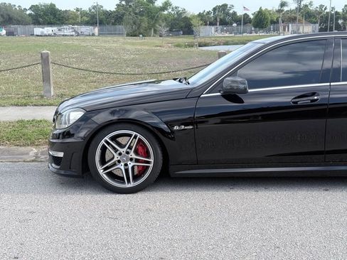 Used 2013 Mercedes-Benz C 63 AMG Sedan image 4