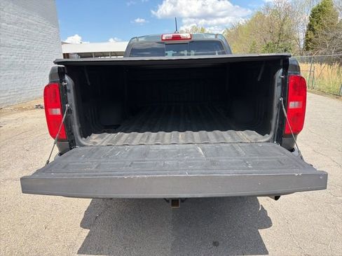 Used 2018 Chevrolet Colorado Z71 image 17