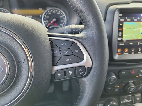 Used 2023 Jeep Renegade Limited AWD/4WD image 24