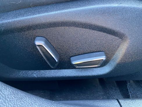 Used 2019 Ford Fusion SE image 48