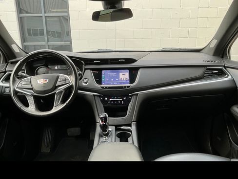 Certified 2022 Cadillac XT5 Premium Luxury AWD/4WD image 23