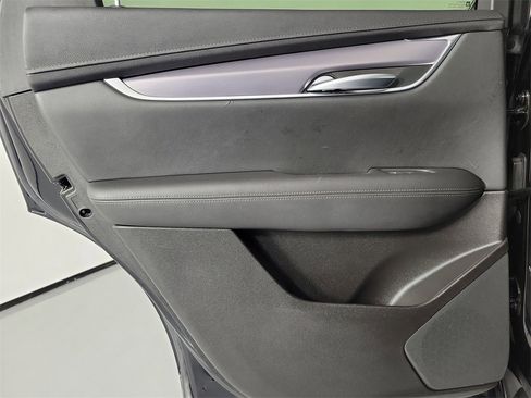 Certified 2023 Cadillac XT5 Luxury image 13