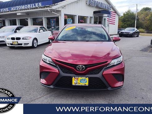 Used 2018 Toyota Camry SE image 8