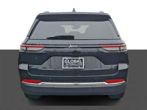 Used 2023 Jeep Grand Cherokee 4WD 4xe image 6
