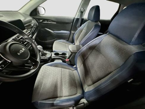 Used 2024 Kia Seltos S AWD/4WD image 22