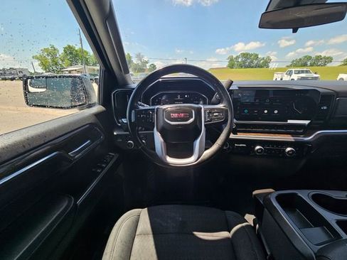Used 2023 GMC Sierra 1500 Elevation AWD/4WD image 13
