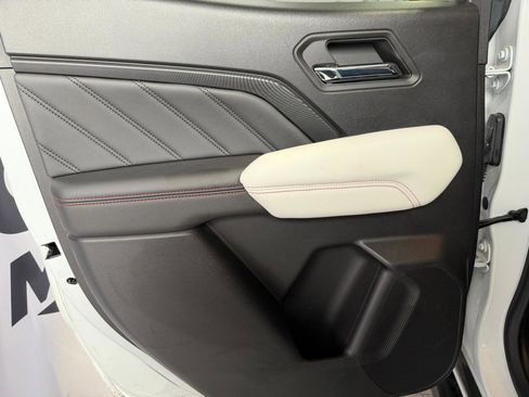 Used 2023 GMC Canyon AT4X w/ Edition 1 image 18