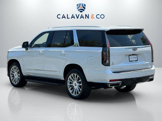 Used 2021 Cadillac Escalade Premium Luxury w/ Performance Package AWD/4WD image 5