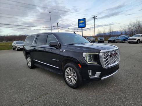 Certified 2024 GMC Yukon XL Denali image 7