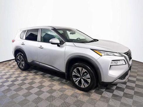 Certified 2023 Nissan Rogue SV image 3