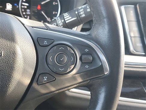 Certified 2021 Buick Enclave Avenir w/ Avenir Technology Package image 25