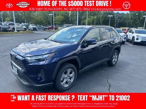 Used 2025 Toyota RAV4 XLE FWD image 1