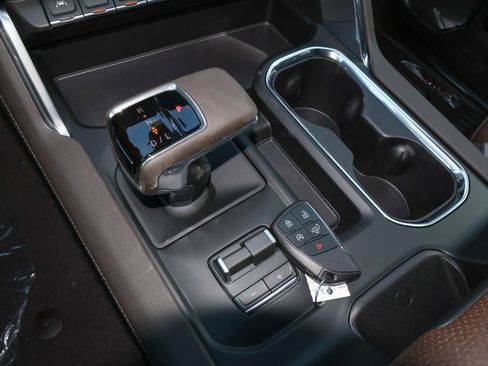 New 2026 GMC Sierra 1500 Denali AWD/4WD image 24