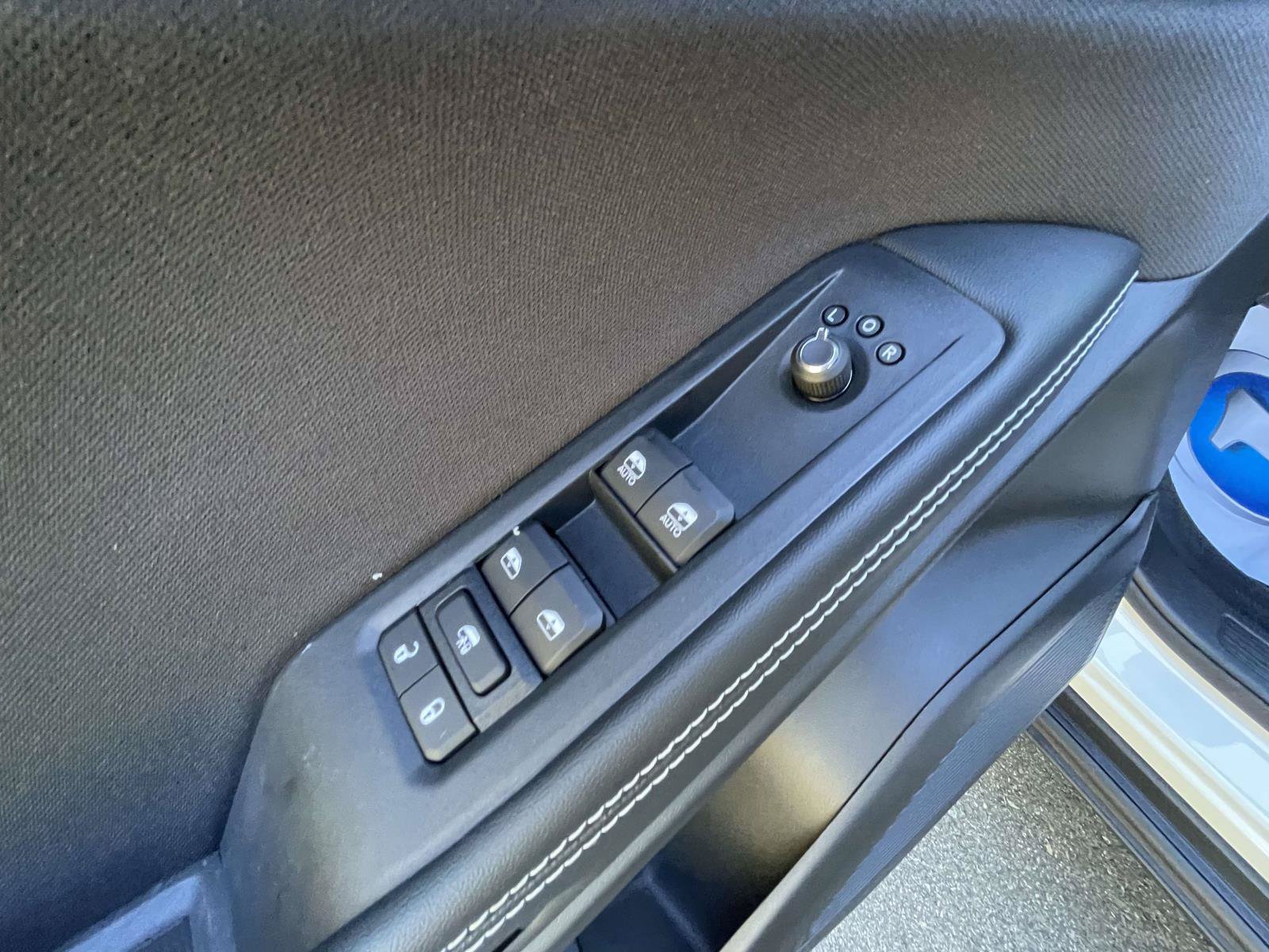 Used 2026 Jeep Cherokee AWD/4WD image 17