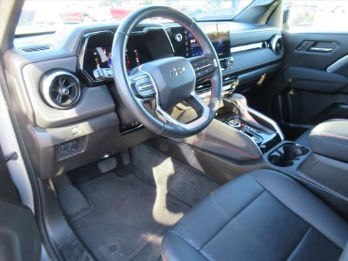 Used 2023 Chevrolet Colorado Z71 w/ Z71 Convenience Package 2 image 17