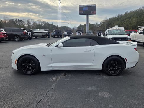 Used 2017 Chevrolet Camaro LT image 20