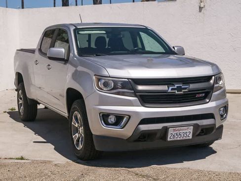Used 2019 Chevrolet Colorado Z71 image 3