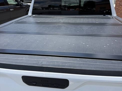 Used 2019 GMC Sierra 1500 AT4 w/ AT4 Preferred Package AWD/4WD image 7
