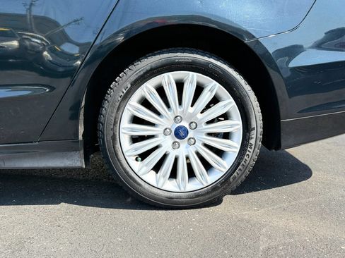 Used 2014 Ford Fusion SE w/ Equipment Group 502A FWD image 37