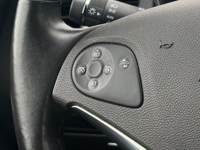 Used 2015 Chevrolet Impala LT w/ Convenience Package FWD image 10