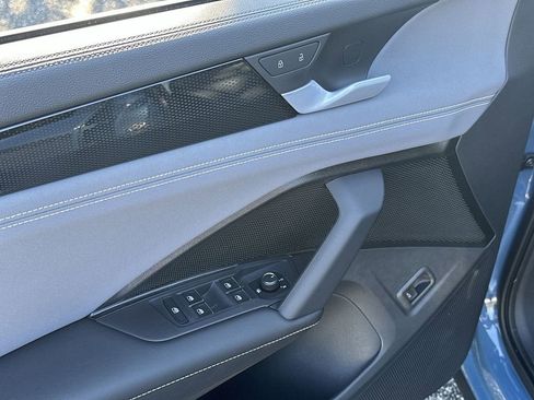 New 2026 Volkswagen Tiguan SE image 13