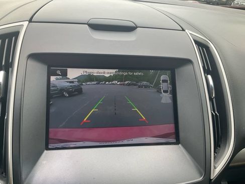 Used 2015 Ford Edge SEL w/ Equipment Group 201A FWD image 25