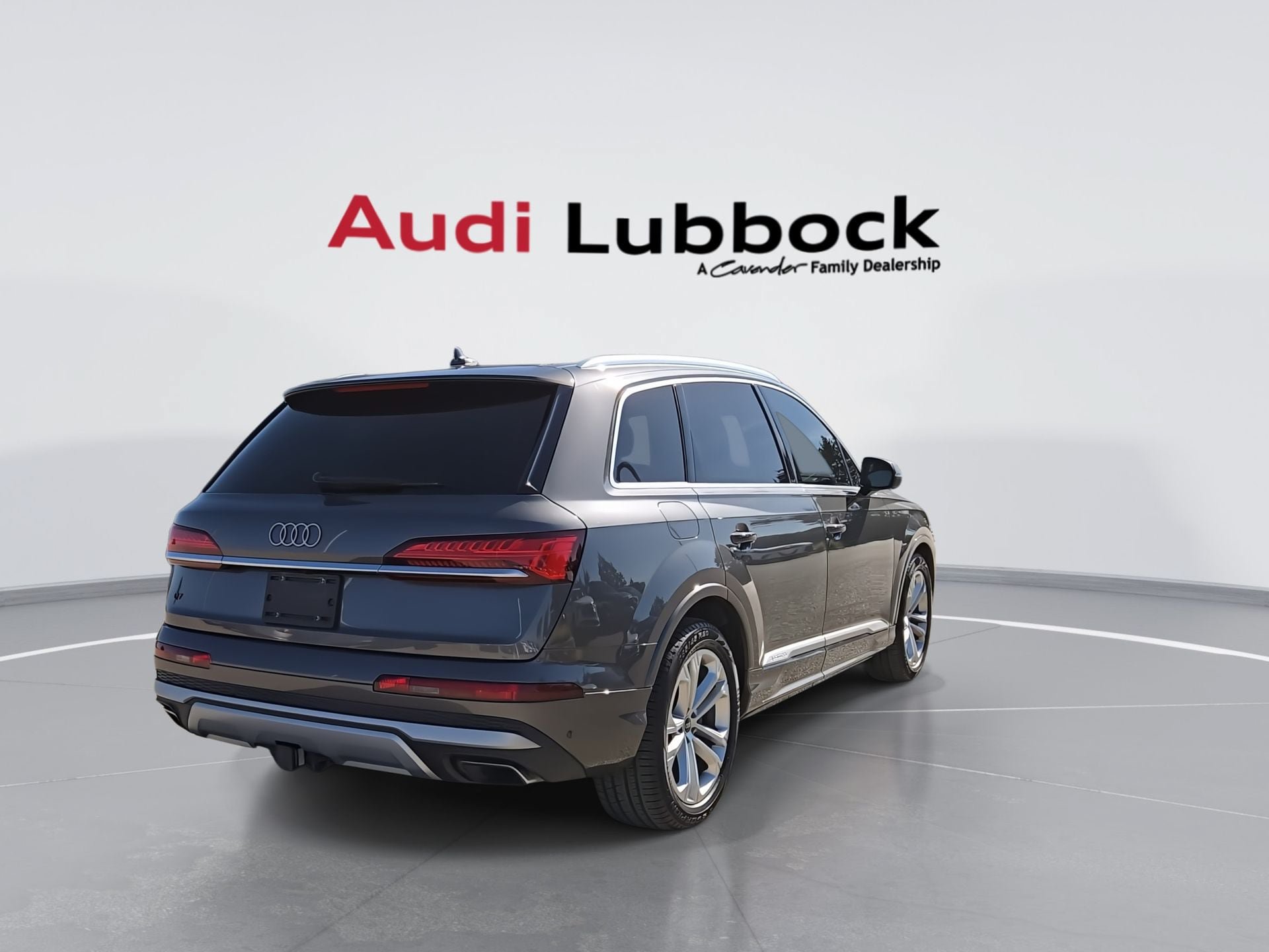 Used 2025 Audi Q7 3.0T Prestige w/ Prestige Package AWD/4WD image 8