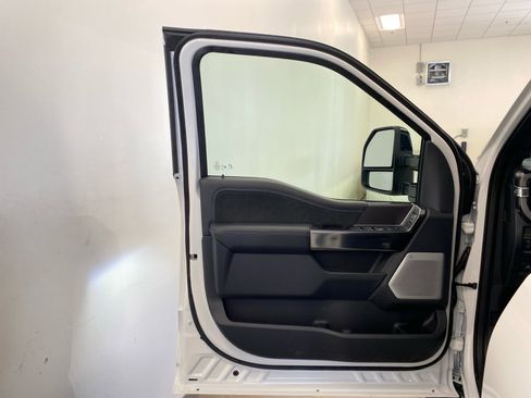 New 2026 Ford F250 Platinum w/ Tremor Off-Road Package AWD/4WD image 44