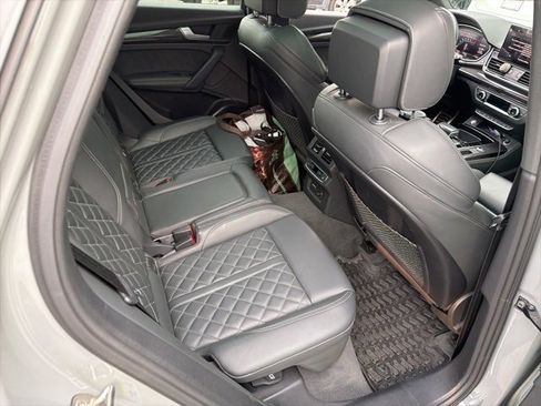 Certified 2022 Audi SQ5 Prestige image 6