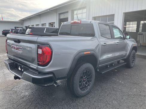 New 2026 GMC Canyon Elevation image 8
