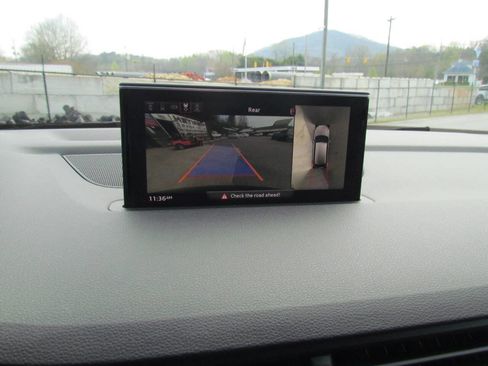 Used 2017 Audi Q7 3.0T Premium Plus image 22