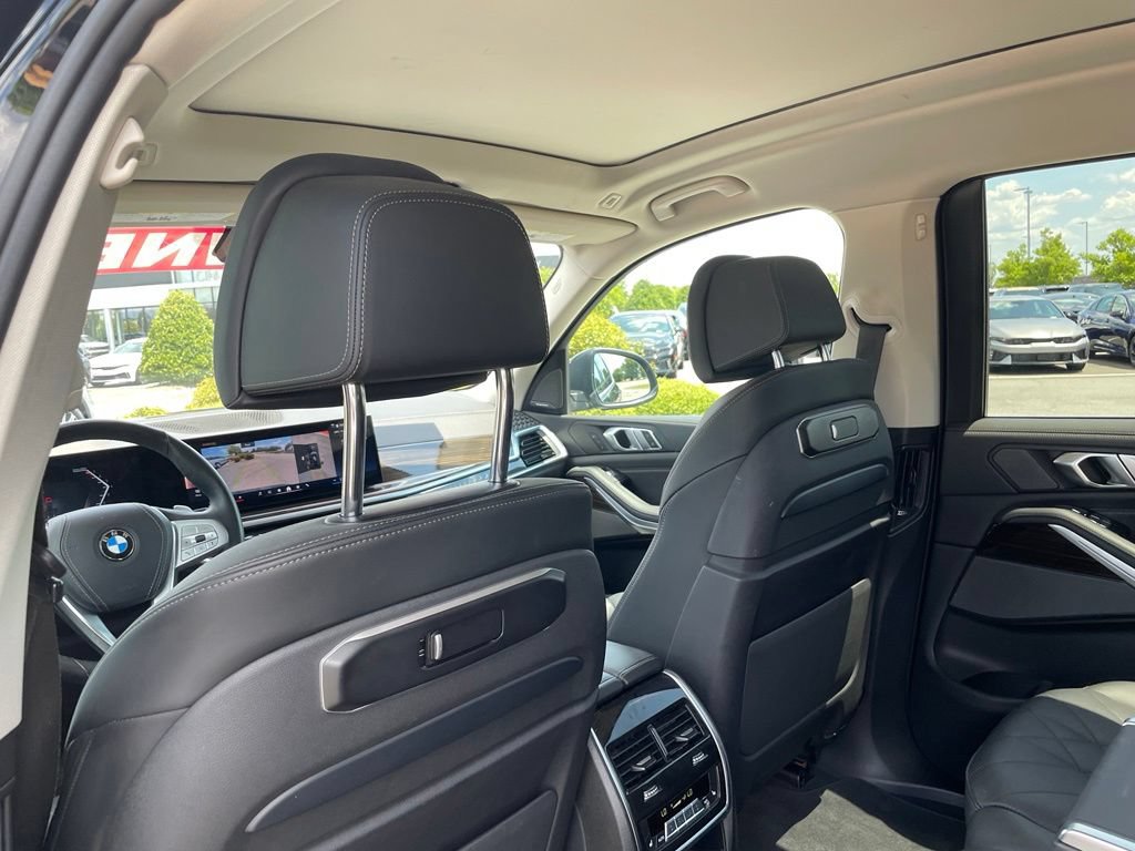 Used 2024 BMW X7 xDrive40i AWD/4WD image 28