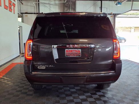 Used 2015 GMC Yukon XL Denali w/ Premium Package AWD/4WD image 4