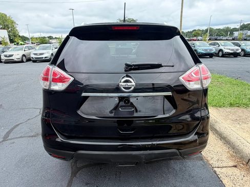 Used 2015 Nissan Rogue SV FWD image 4