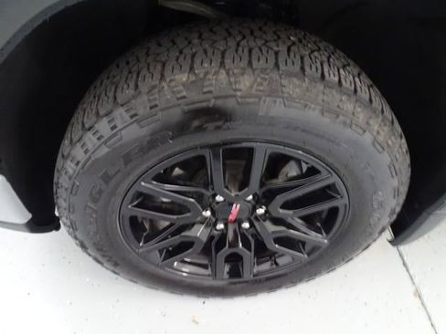 Certified 2024 GMC Sierra 1500 Elevation w/ X31 Off-Road Package AWD/4WD image 30