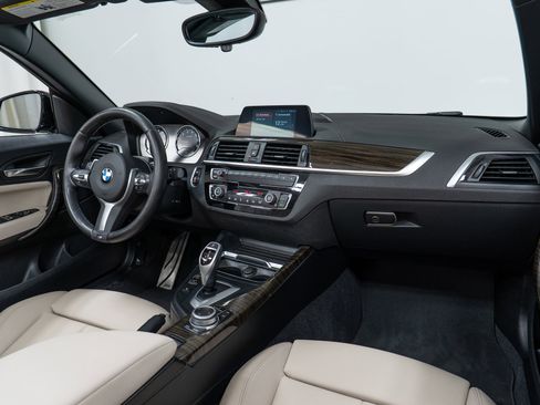 Used 2021 BMW M240i xDrive Convertible image 15