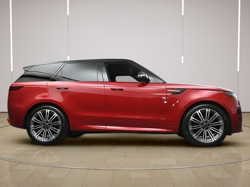 Used 2025 Land Rover Range Rover Sport Dynamic SE AWD/4WD image 29