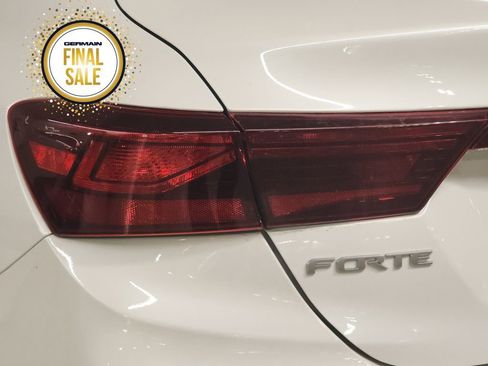 Certified 2023 Kia Forte LXS w/ LXS Technology Package image 13