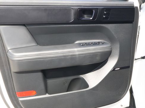 Used 2024 Hyundai Santa Fe Calligraphy image 15