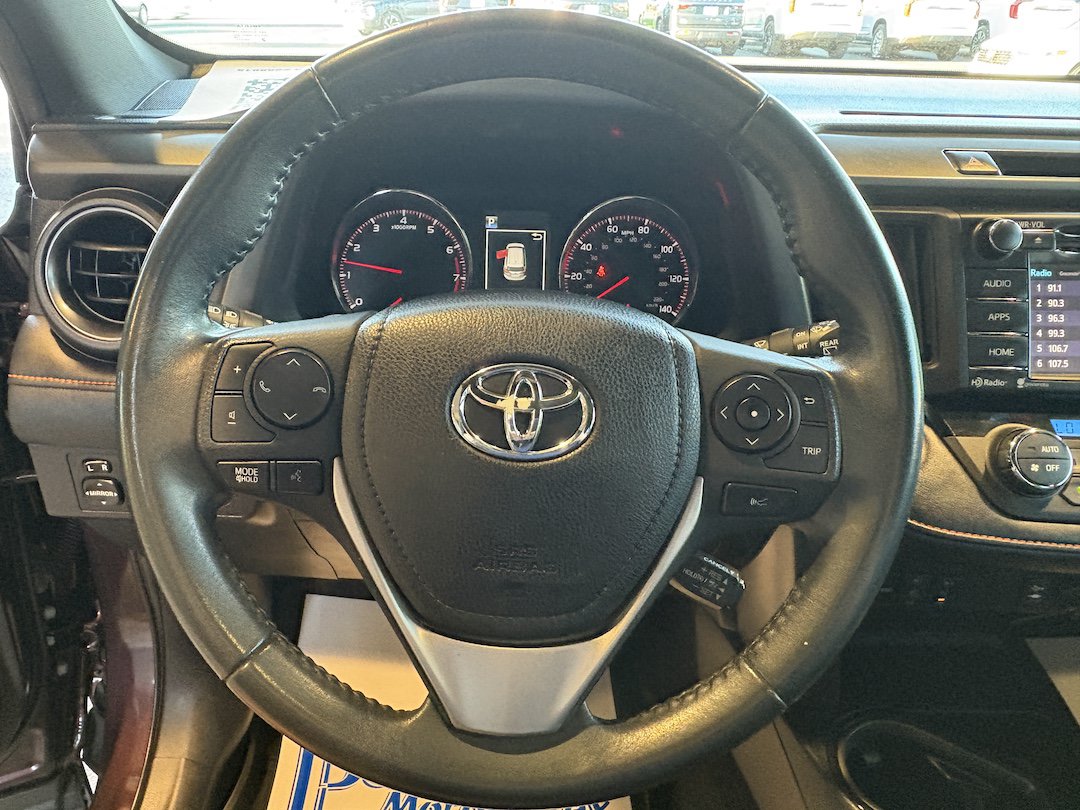 Used 2017 Toyota RAV4 SE w/ Power Extra Value Package AWD/4WD image 11